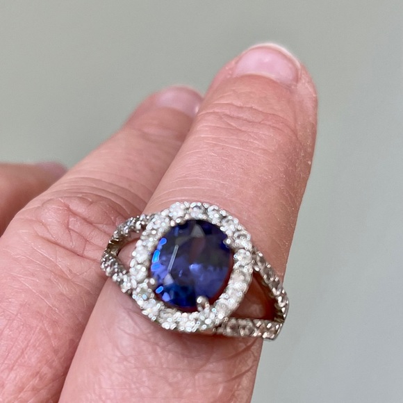 Tanzanite Ring - Picture 3 of 7